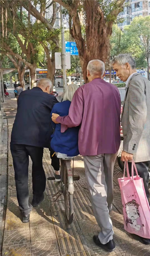 1578036841112369.jpg 44.webp.jpg